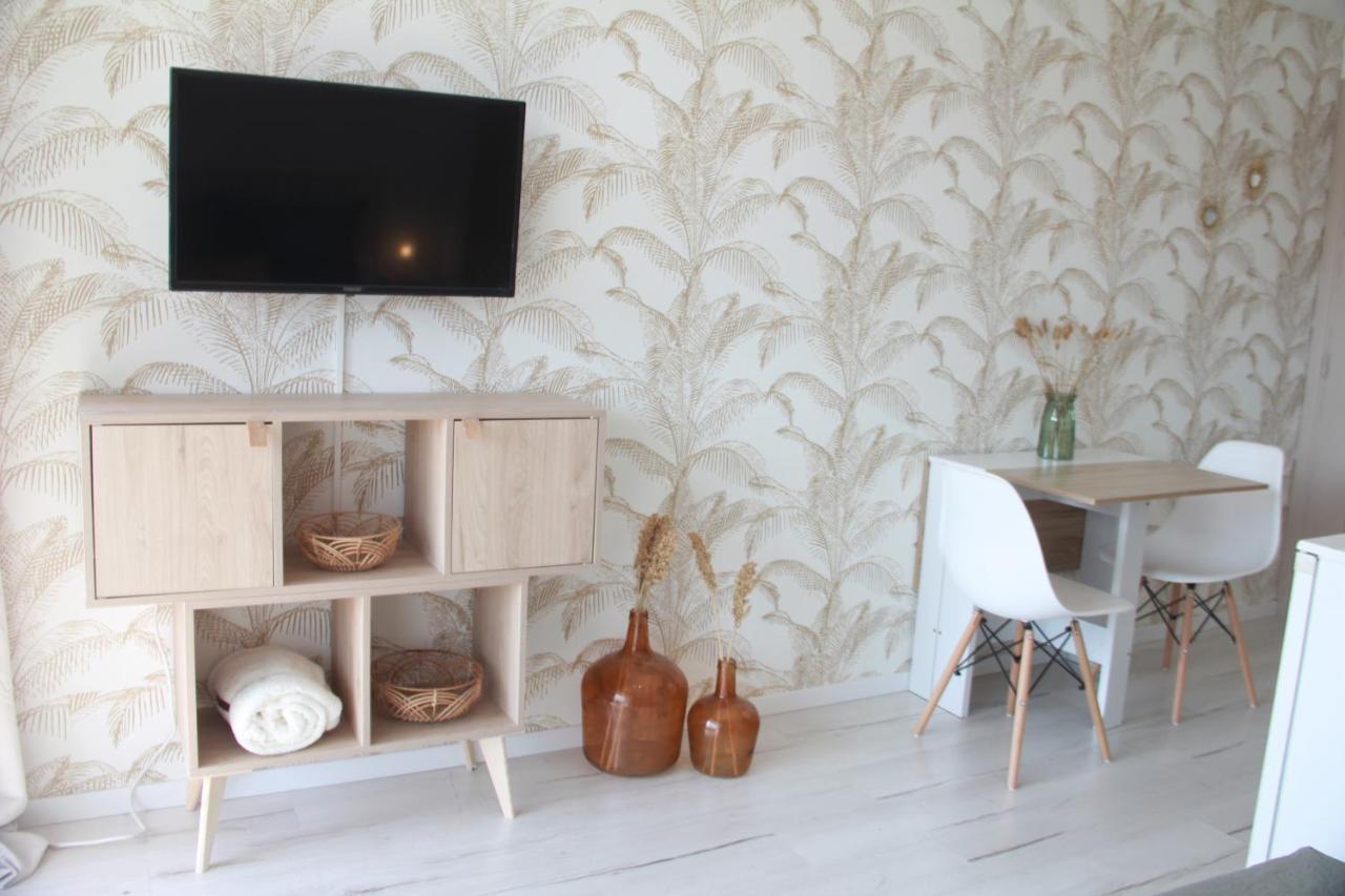 Les Palmiers - Appartement Avec Piscine Proche Plages - Wifi Et Clim Antibes Zewnętrze zdjęcie